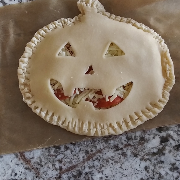 Meet your Posher, Tiffany - Picture 5 of 7